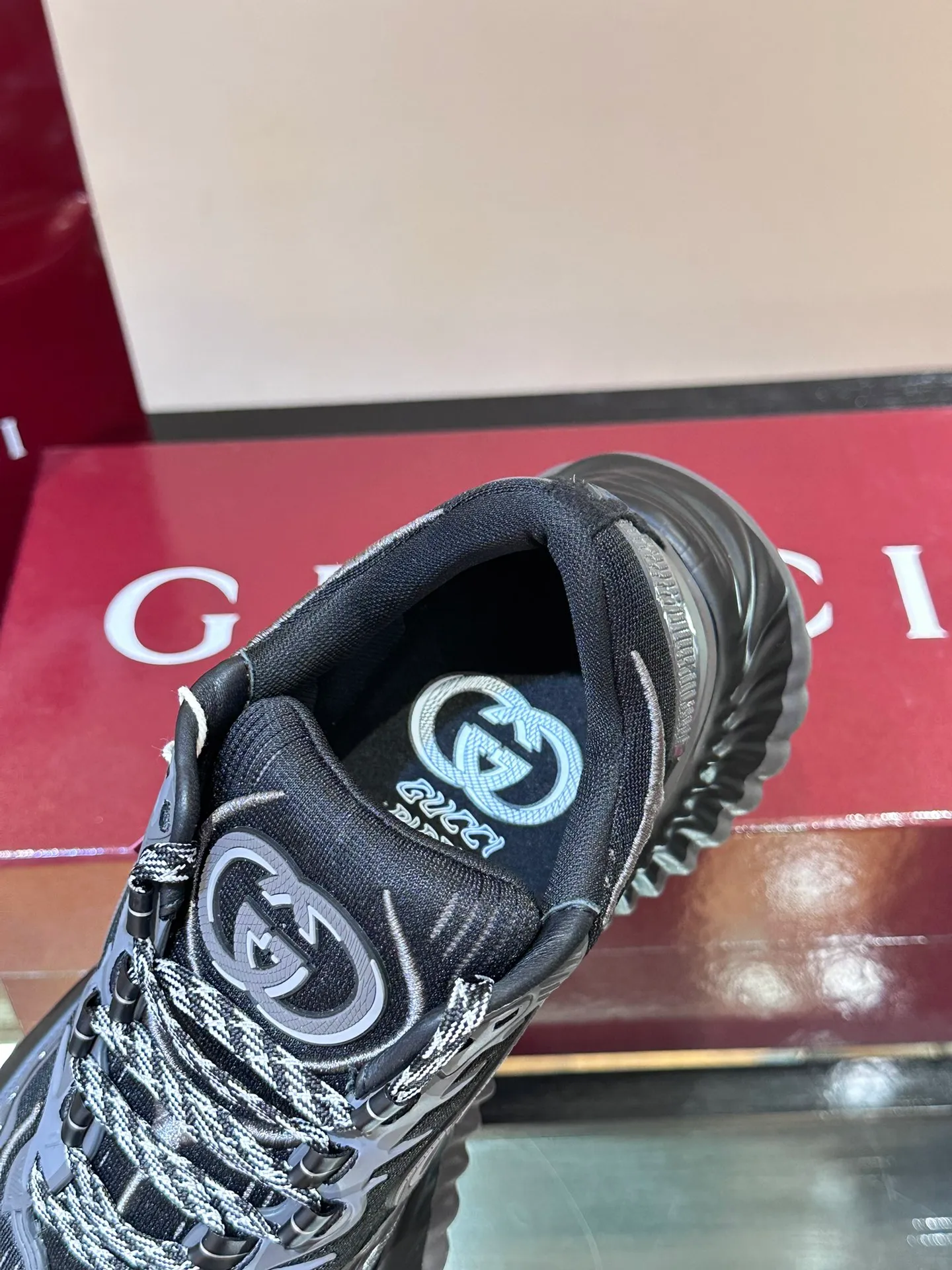 Men's Men's Shoes💰p760 "Gucc*" Ri Men's Men's Shoes💰p Men's Men's Shoes💰ple Series 2024ss👫Couple Style Casual Sports Shoes, buy the original and accurately reproduce it! Restore the quality of details, Gucci Ri men's shoes 💰p men's shoes 💰ple series sports shoes are made with innovative stitching technology to create a flowing texture like water. The leather design is paired with three-dimensional interlocking Double G leather patches and Gucci letter metal accessories, creating a free flowing texture of the entire shoe with a 3D effect. A classic and versatile piece that feels super comfortable on your feet! Male 39-44 Female 35-39